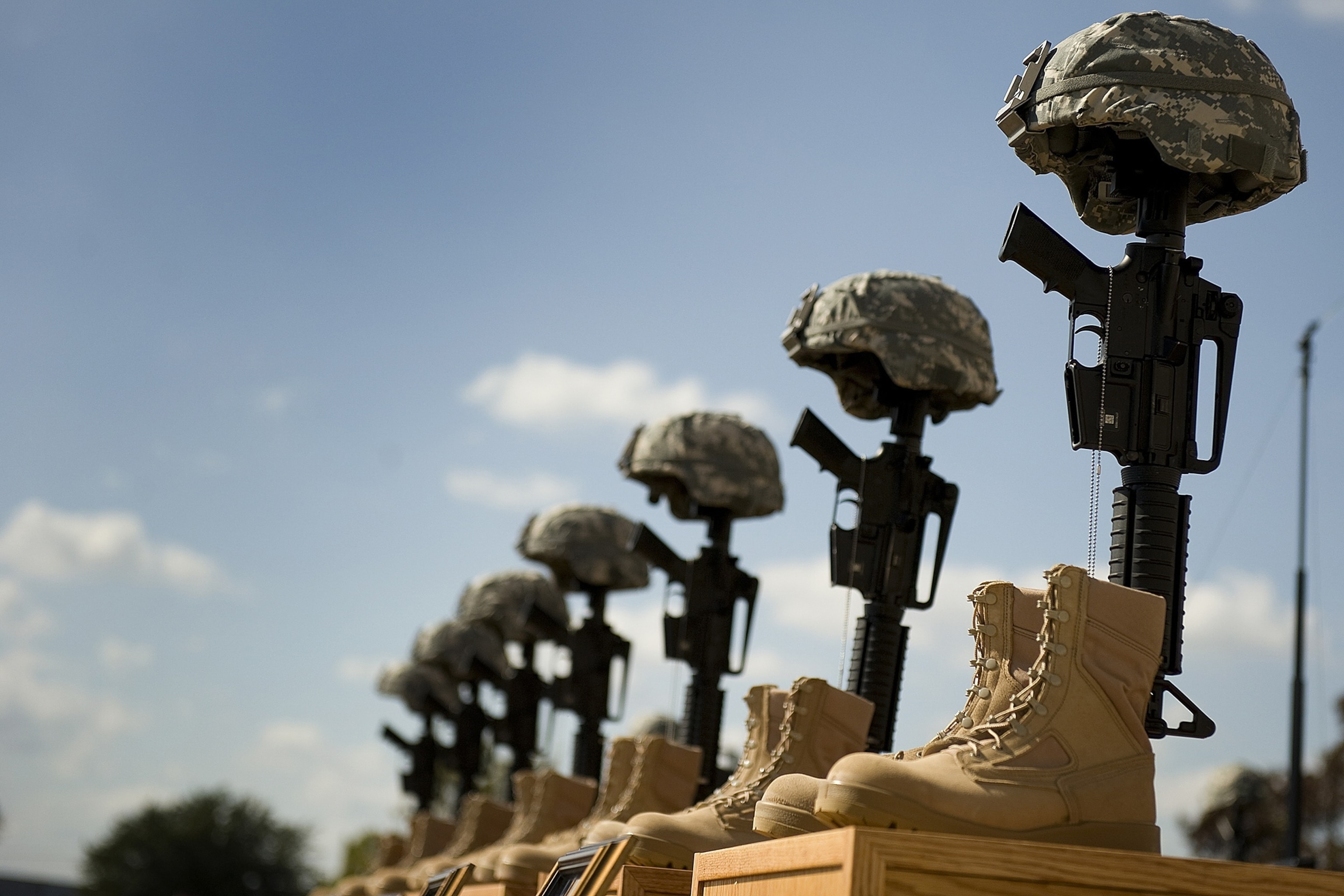PHOTO: A fallen soldiers memorial for the thirteen victims of the shooting rampage by Army Major Nidal Malik Hasan, November 10, 2009 in Fort Hood, Texas.