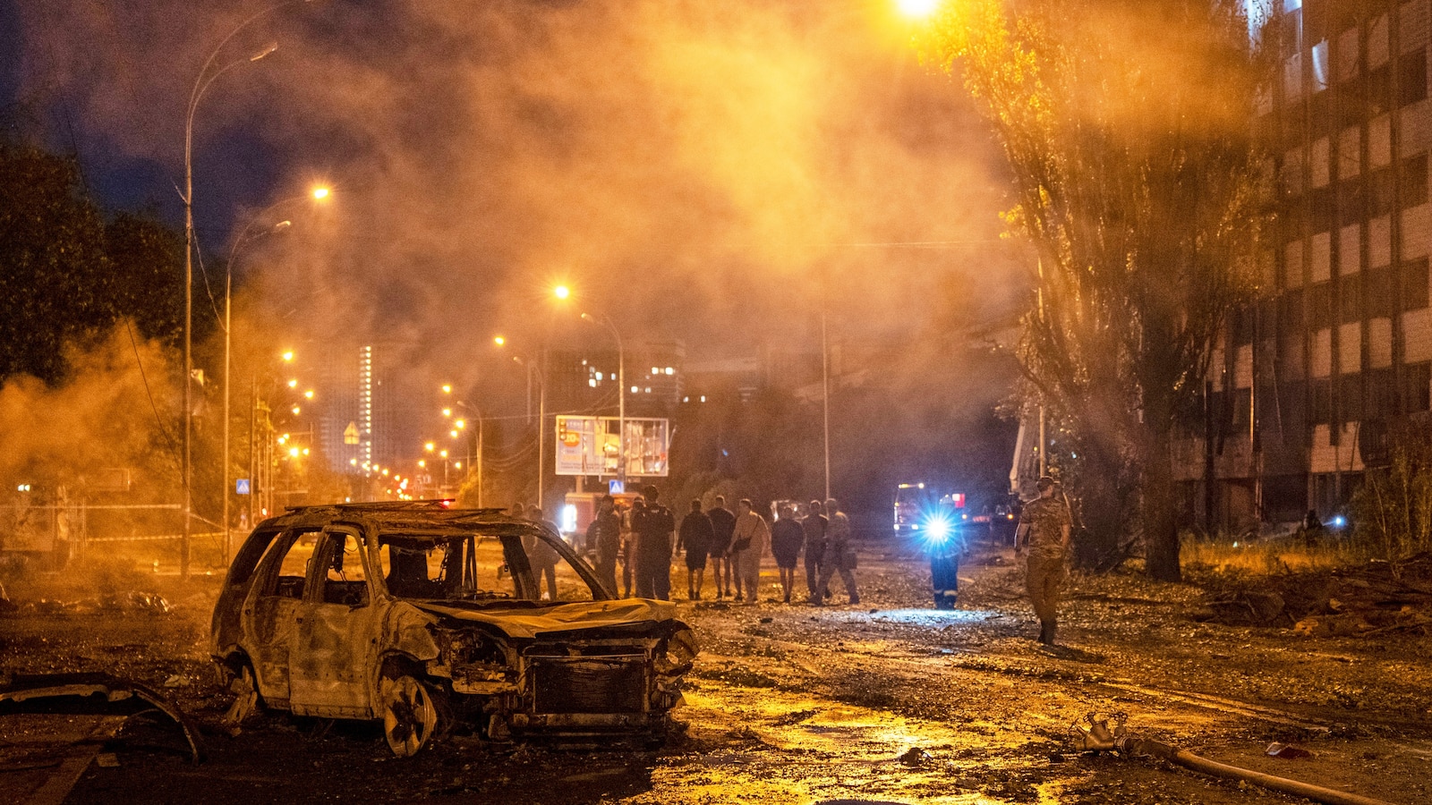 Руски самолети изстреляха залп от плъзгащи се бомби по град в Южна Украйна, убивайки 1