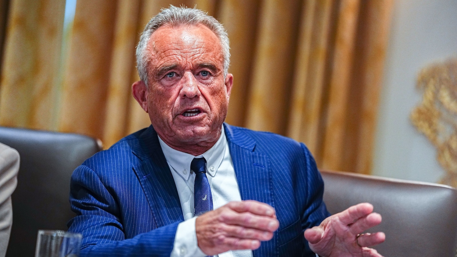Over 1,000 HHS Employees Call for Secretary RFK Jr.'s Resignation Amid Public Health Concerns