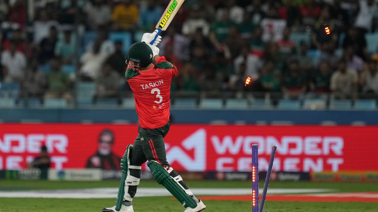 Pakistan beats Bangladesh by 11 runs to set up Asia Cup final against archrival India