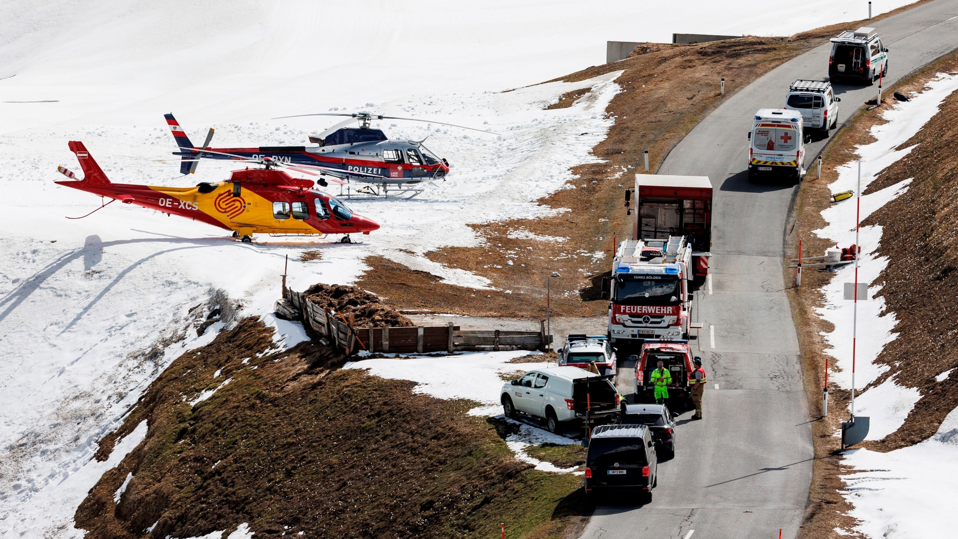 At least 2 dead in Austria avalanche, rescue operation underway