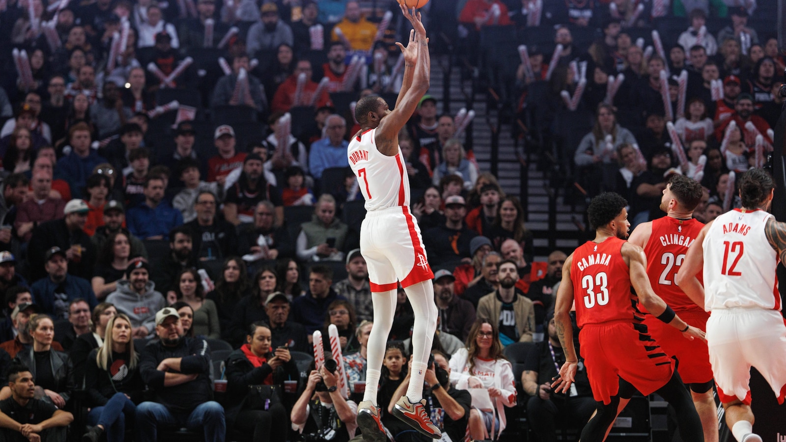 Kevin Durant passes Wilt Chamberlain for 7th on the NBA's career scoring list