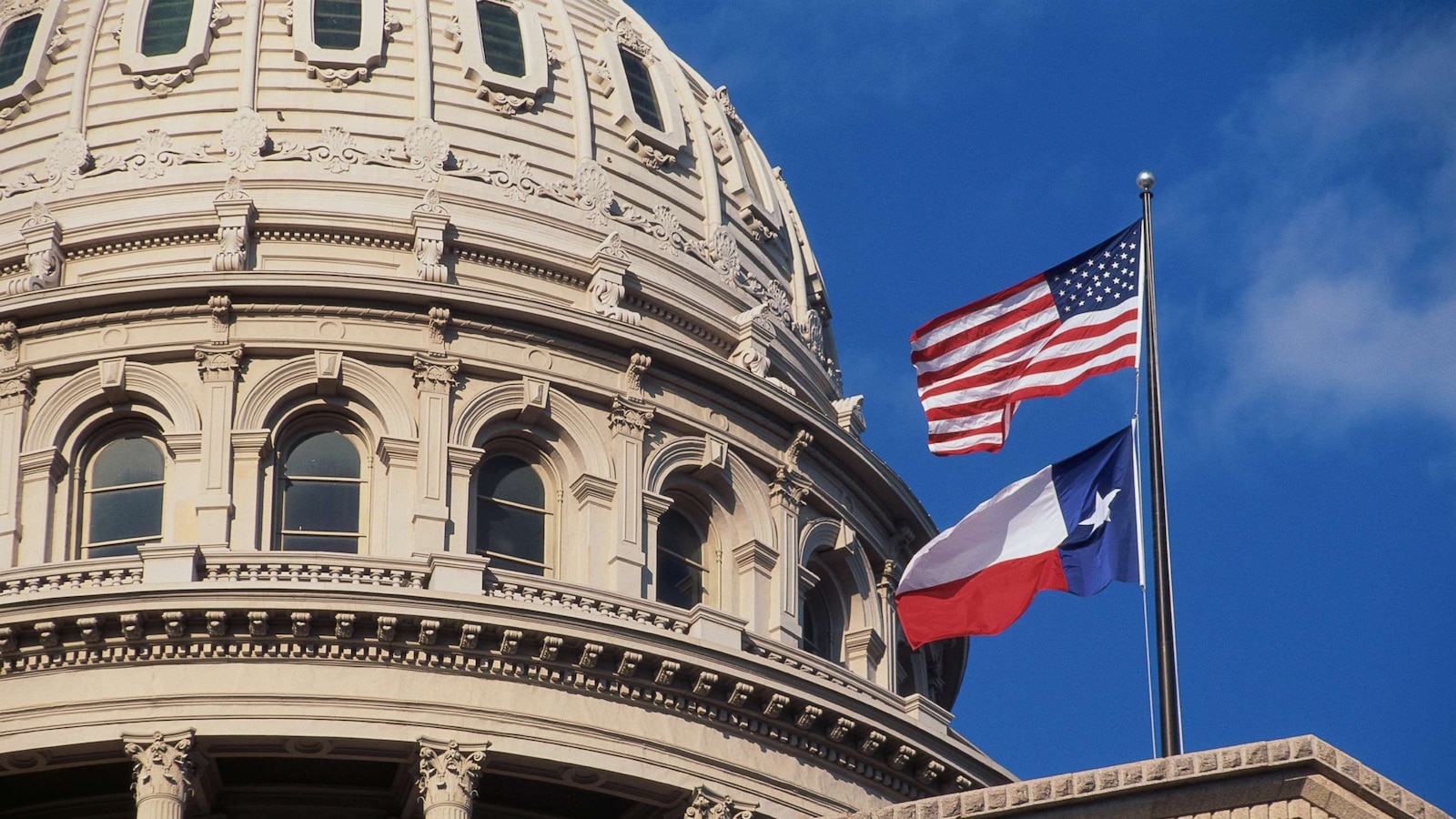 Texas Redistricting Battle Ignites: GOP Map Push Met with Democratic Counter-Threats