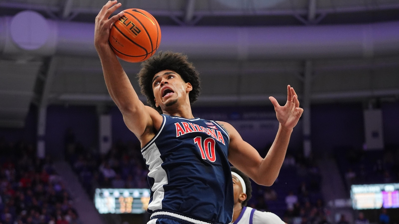 No. 1 Arizona stays undefeated as Koa Peat scores 20 points in an 86-73 win at TCU