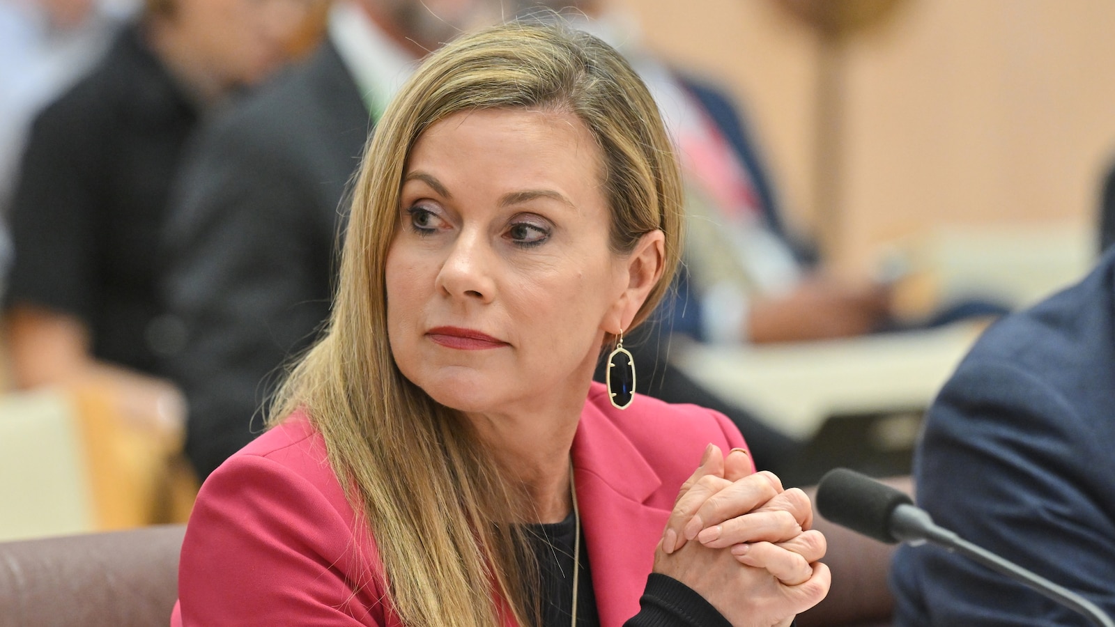 Australian prime minister condemns delay of changes to child social media ban