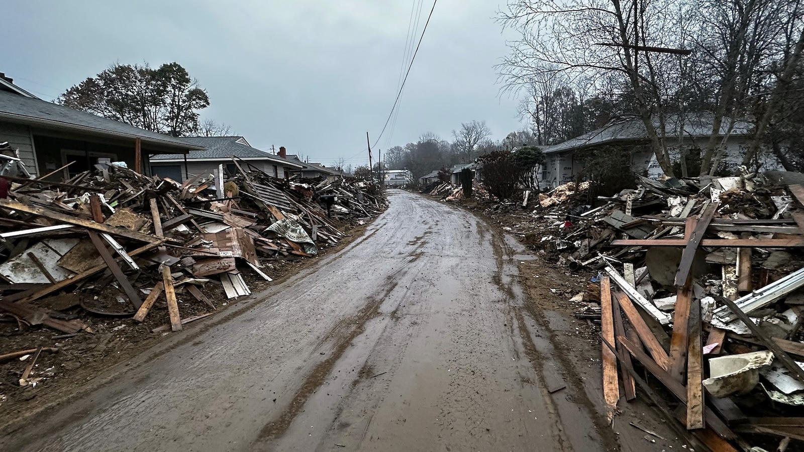 FEMA flood maps cause 'misunderstanding' among some homeowners, leaving millions without insurance, experts say. <https://t.co/wMcgdPe1cN>
 [↧](https://t.co/wMc