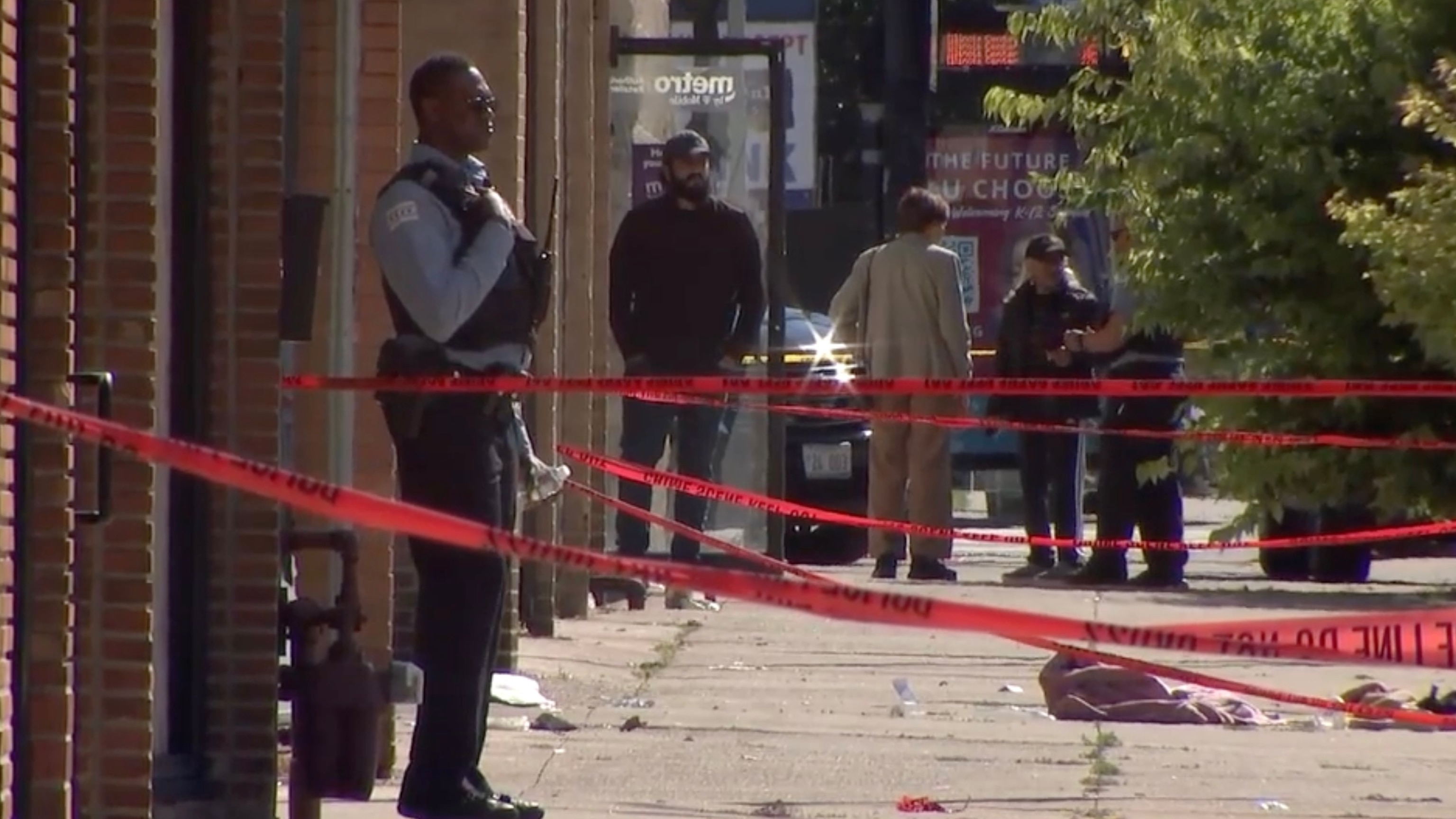 7-year-old girl fatally stabbed in Chicago; suspect detained, police investigate