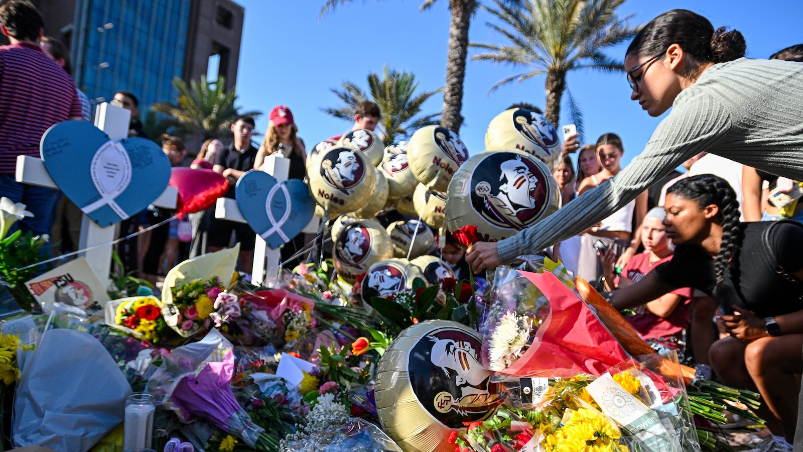 Following mass shooting, FSU students given option not to return for final week of classes