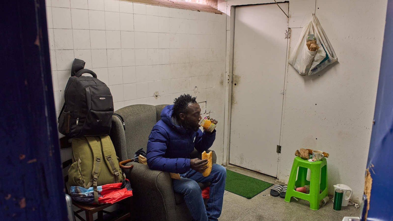 Правителството на Испания обяви че ще предостави легален статут на