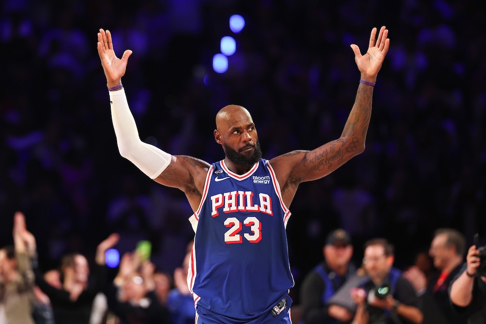PHOTO: Cleveland Cavaliers v Philadelphia 76ers