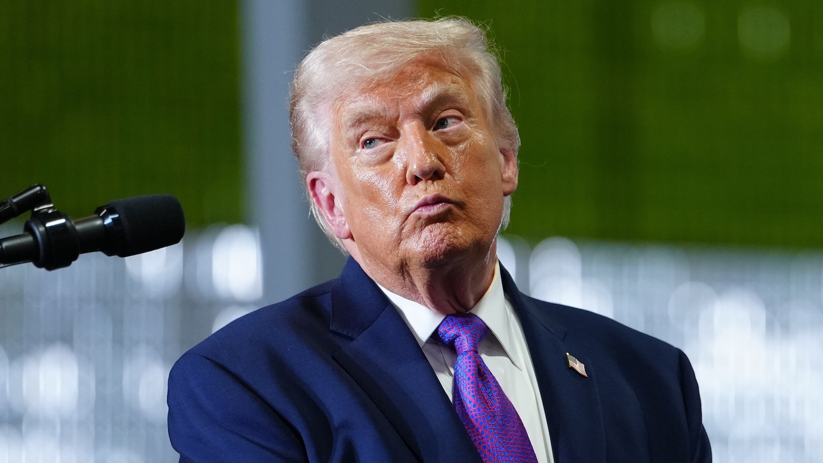 Trump faces escalating oil crisis over Iran blocking Strait of Hormuz