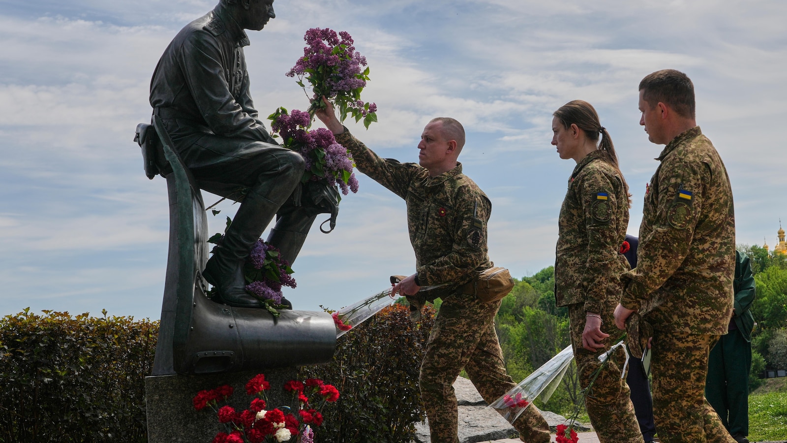 Wat de rustige viering van de Dag van de Overwinning in Rusland onthult over Poetin en de oorlog in Oekraïne