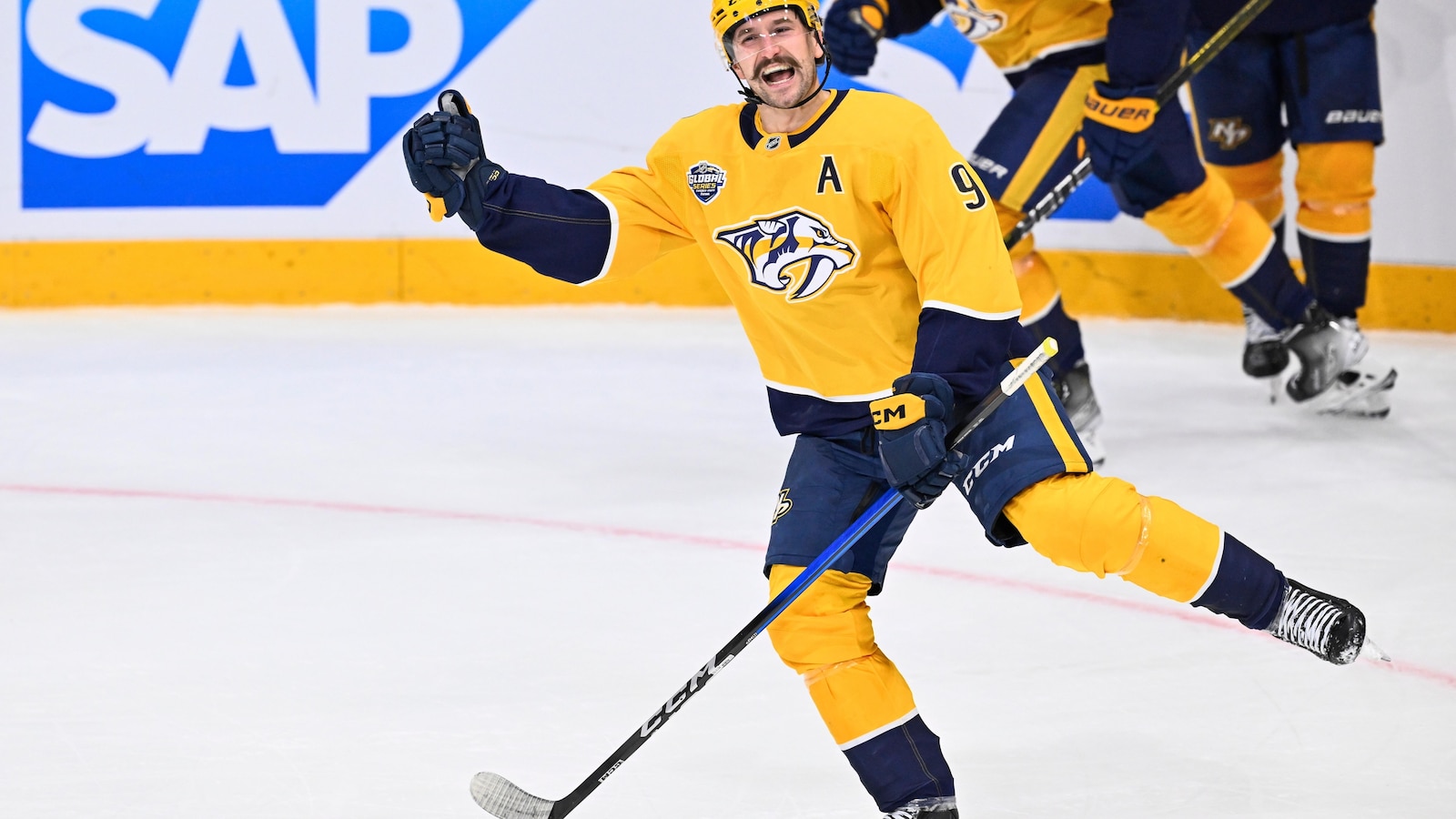 Stamkos scores in OT, the Predators rally to beat Penguins 2-1 in Global Series in Stockholm