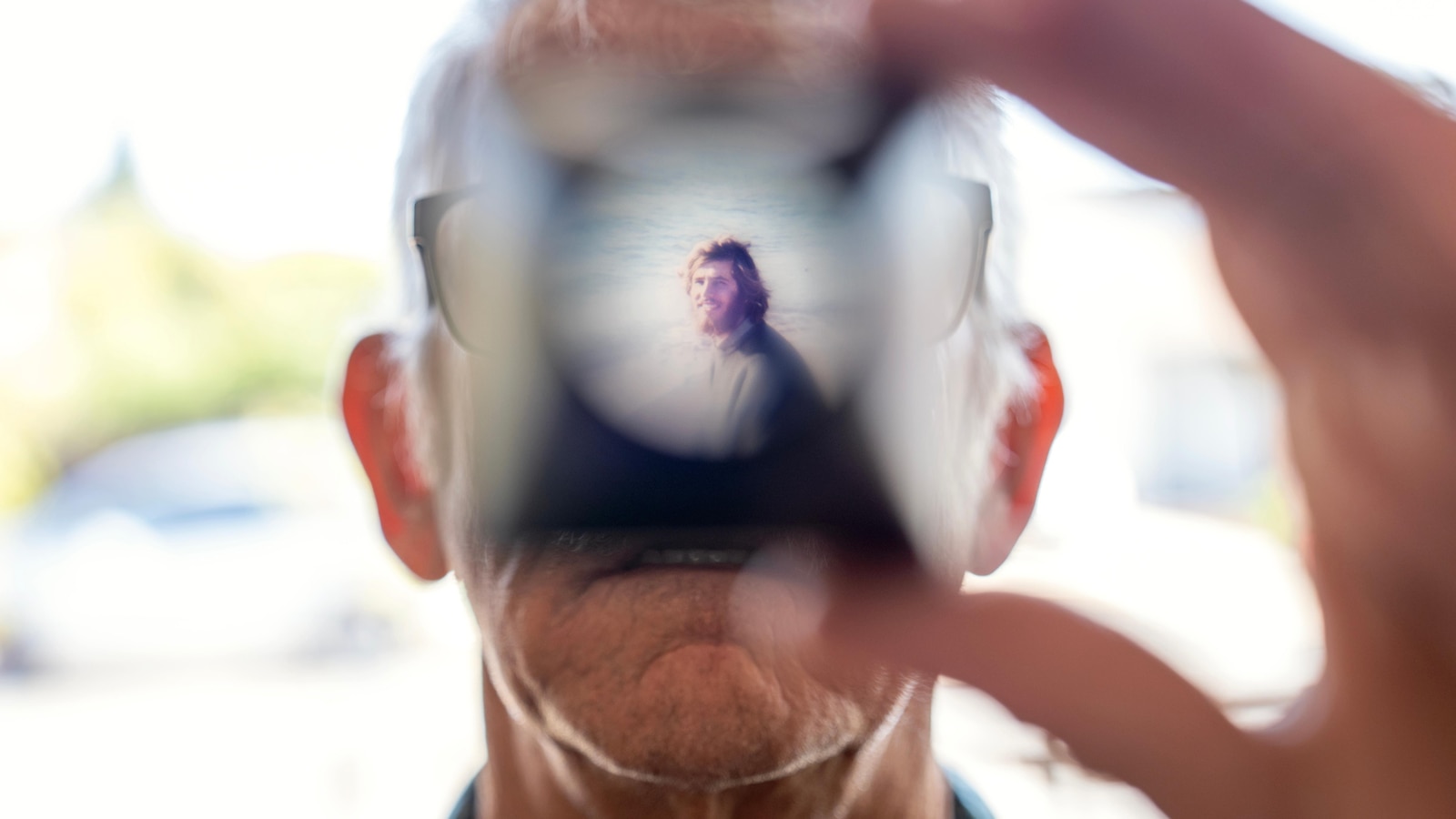 An autoimmune disease stole this man's memory. Here's how he's learning to cope