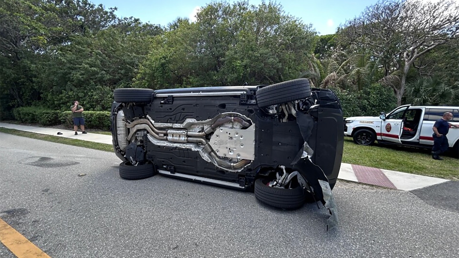 Tiger Woods charged with DUI after rollover crash in Florida: Sheriff Tiger Woods charged with DUI after rollover crash in Florida: Sheriff