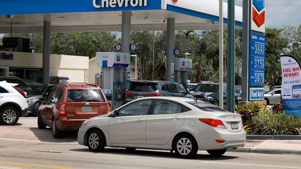 Florida hit with gas shortage after severe weather, panic buying ABC News