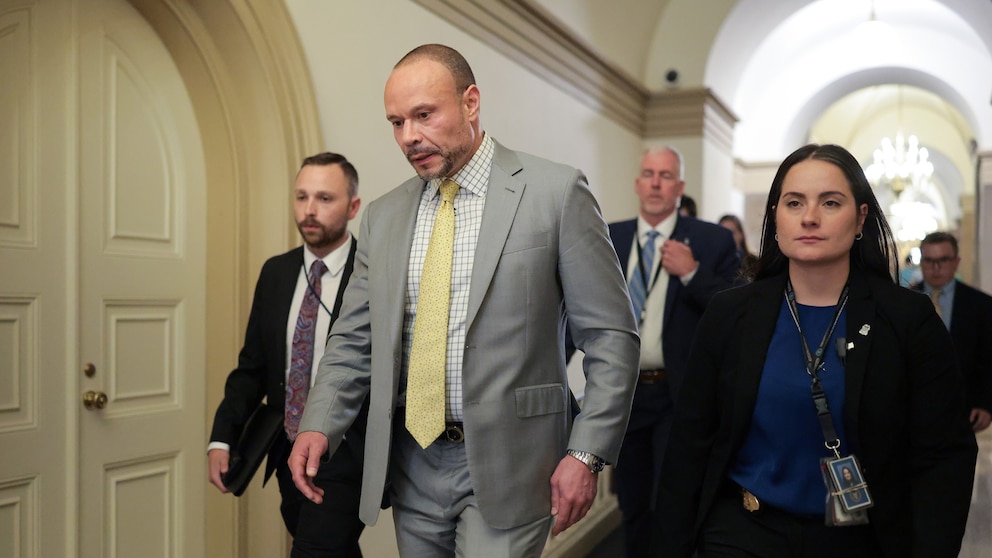 Deputy FBI Director Dan Bongino's future uncertain amid fallout over  Epstein files decision: Sources - ABC News