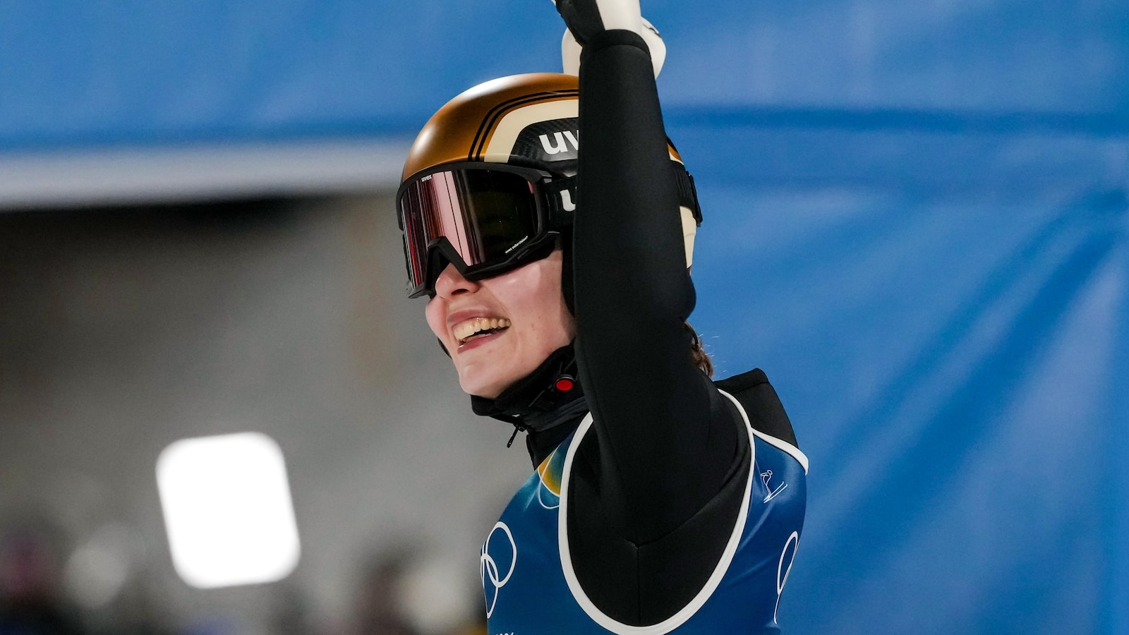Anna Odine Stroem of Norway wins gold in women's Olympic ski jumping