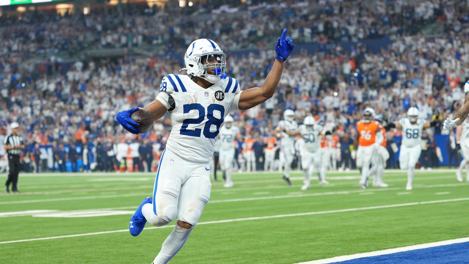 Spencer Shrader converts from 45 yards after penalty on 60-yard miss and Colts beat Broncos 29-28
