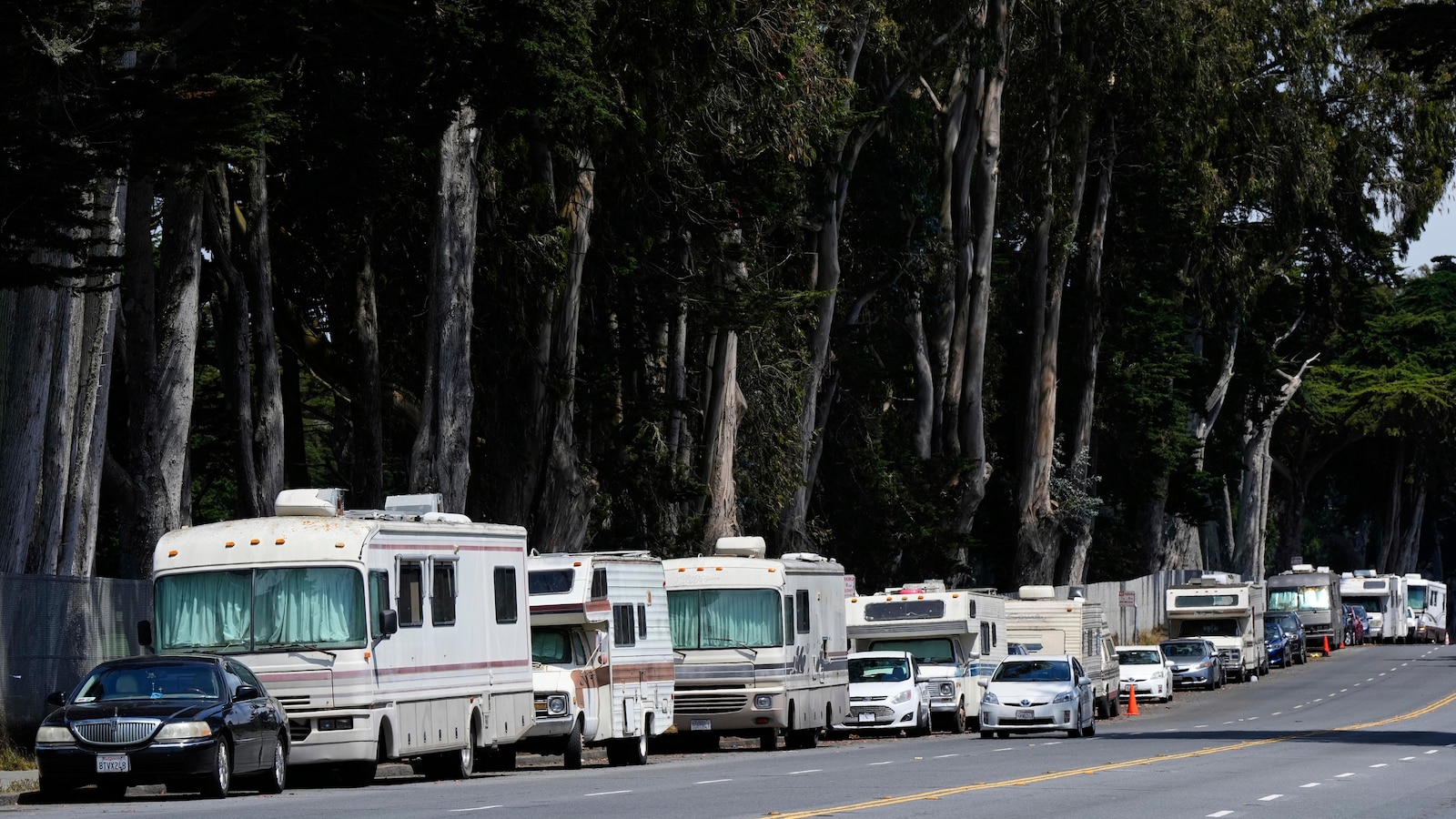 San Francisco to ban homeless people from living in RVs with new parking limit