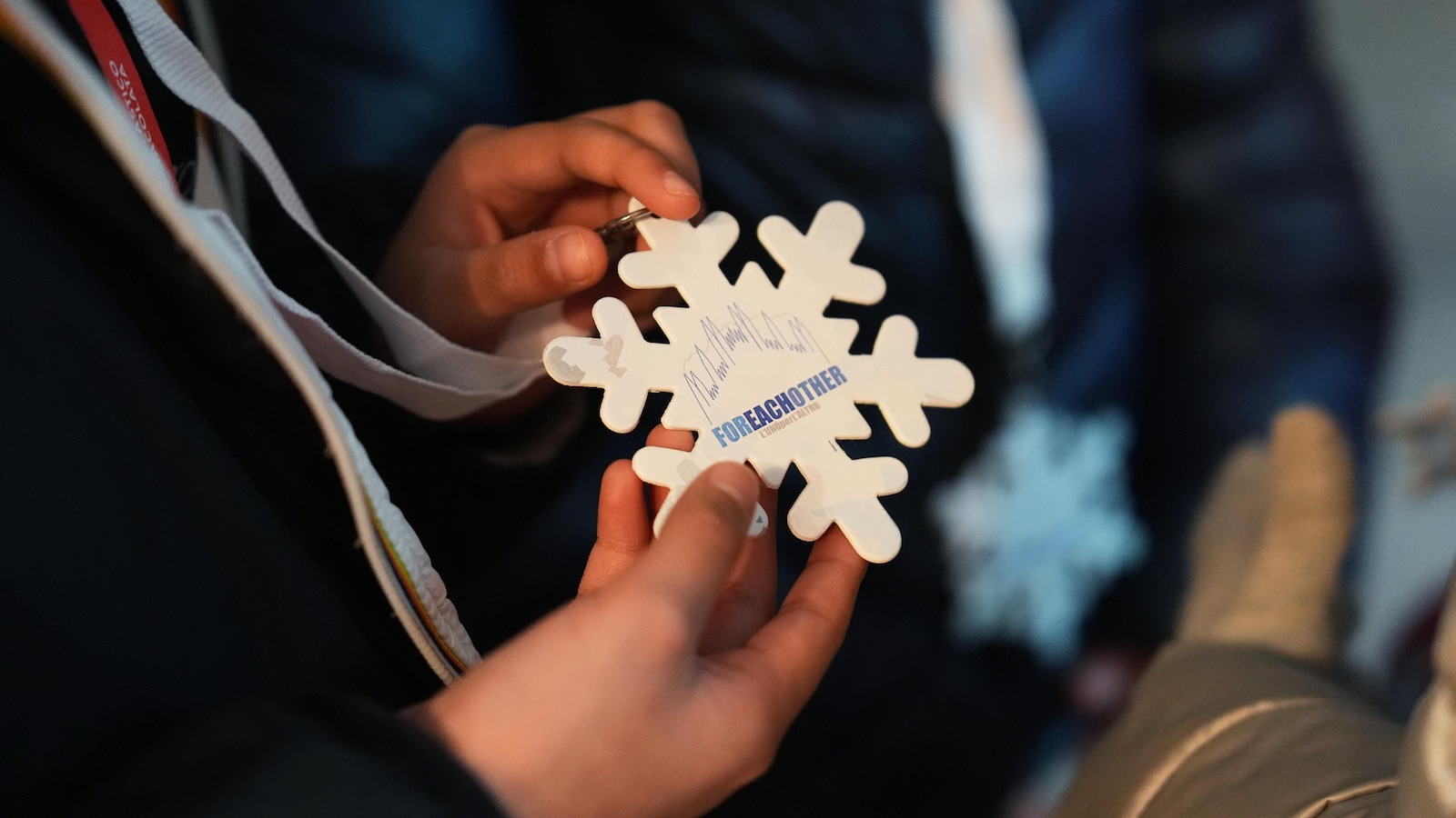 По време на Зимните игри някои църкви в Милано преподават олимпийски ценности на хиляди деца