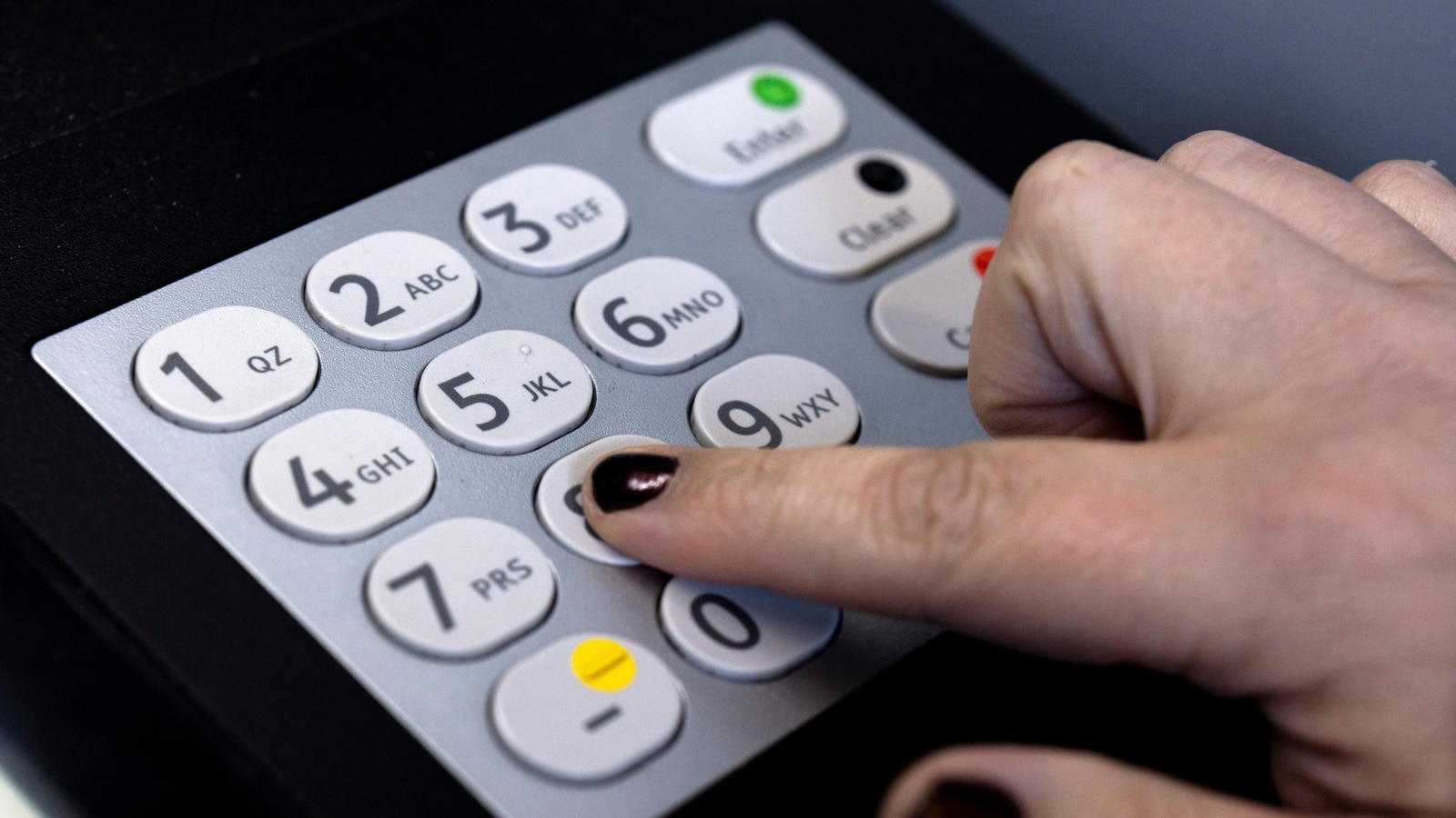 The wealthy ramp up spending while other Americans tread water, new study finds