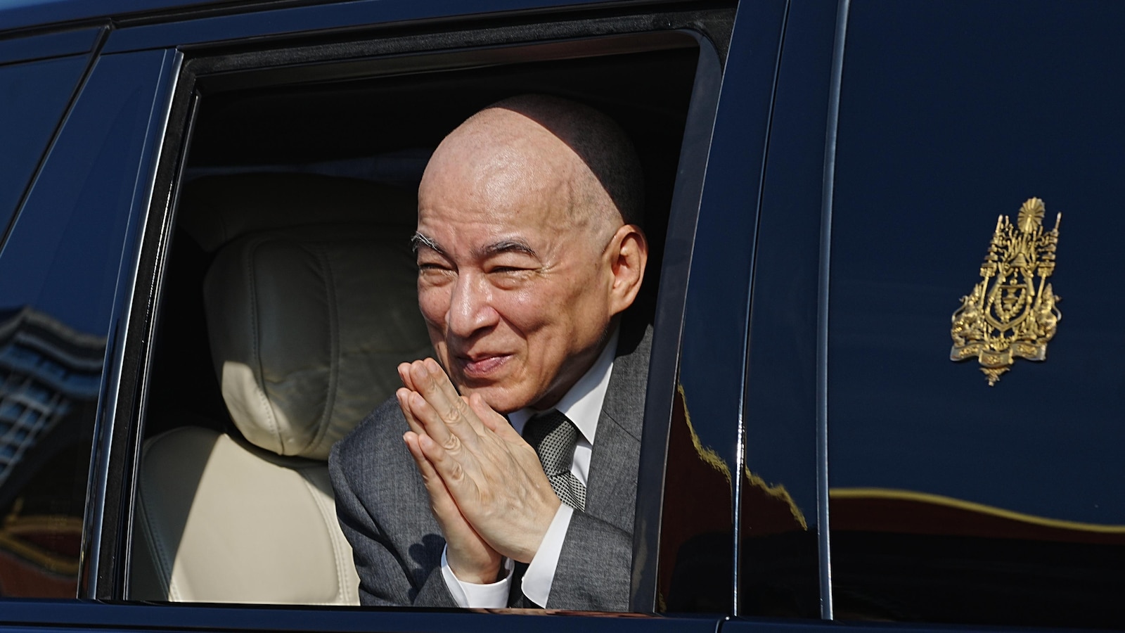 أعلن ملك كمبوديا البالغ من العمر 72 عاما، أنه مصاب بسرطان البروستاتا ويتلقى العلاج في الصين