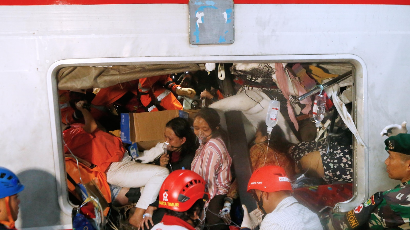  Deaths in Indonesia train crash climb to 14