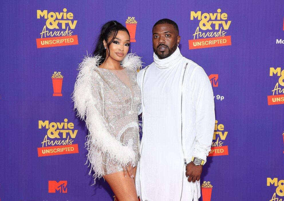 PHOTO: 2021 MTV Movie & TV Awards: UNSCRIPTED - Arrivals