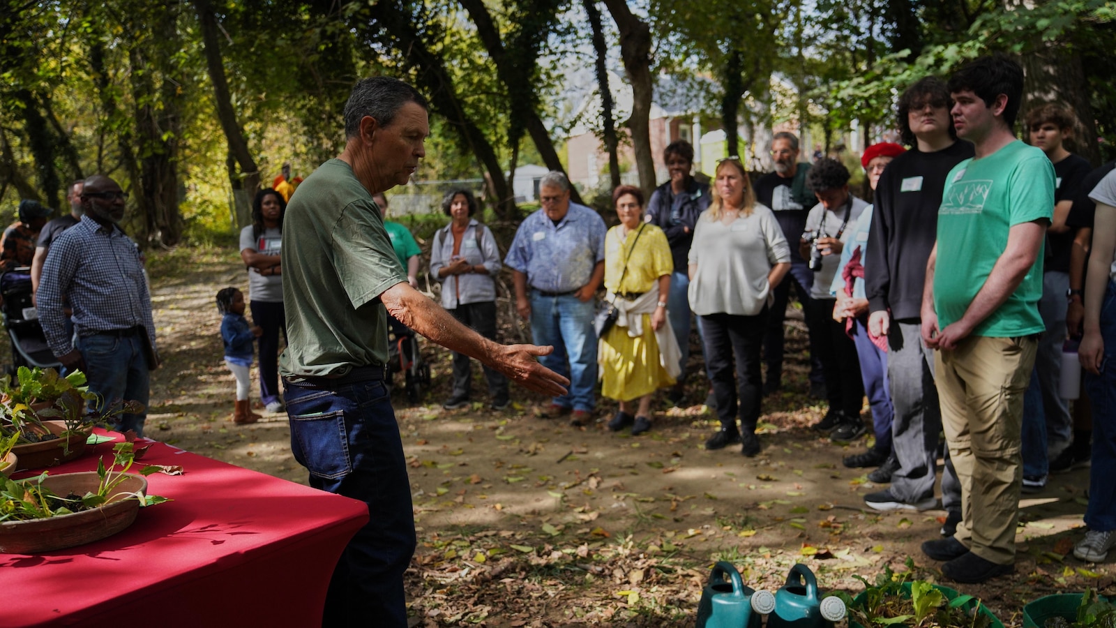 Bit by bit, small US groups chip away at historic levels of social isolation