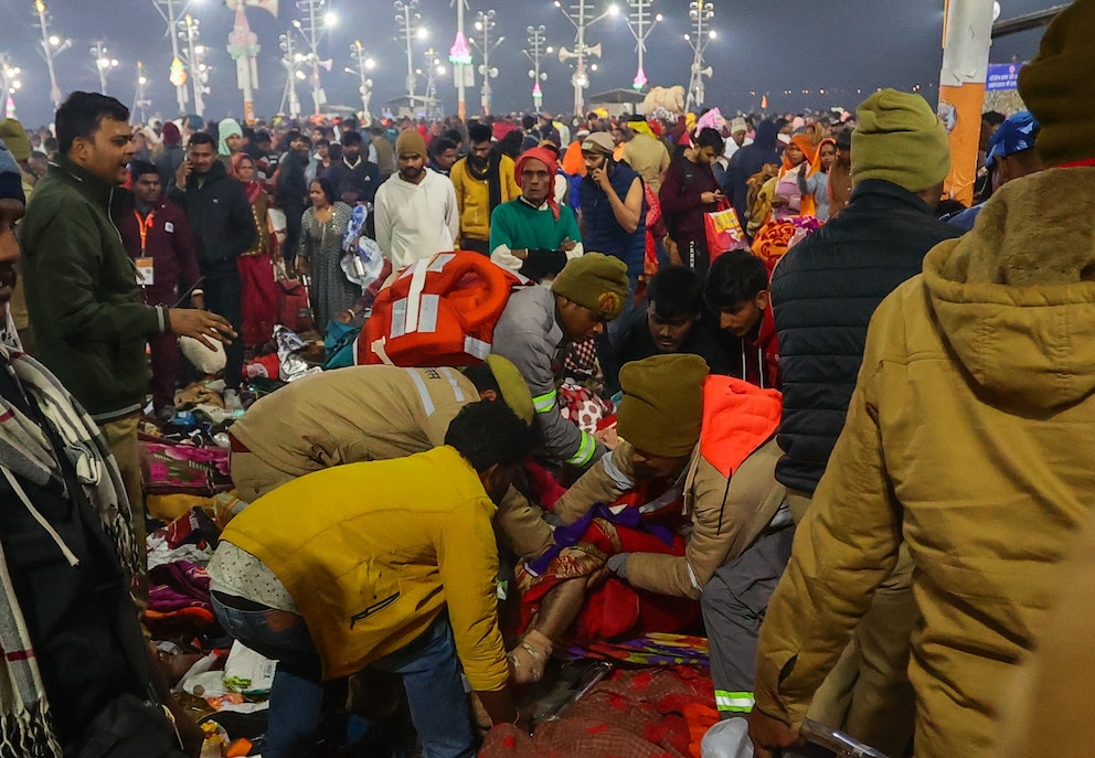 PHOTO: Kumbh Mela Stampede Kills Many