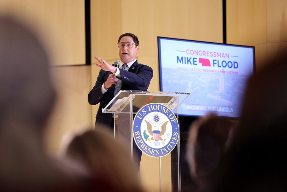 PHOTO: U.S. Representative Mike Flood (R-NE) answers questions from constituents during a town hall in Lincoln, Nebraska