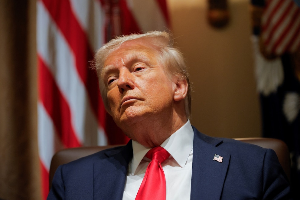 PHOTO: U.S. President Donald Trump hosts his first cabinet meeting with Elon Musk in attendance, Washington, D.C.,  U.S., Feb. 26, 2025. 