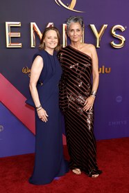 Emmys 2024 Jodie Foster And Alexandra Hedison And More Couples Walk 