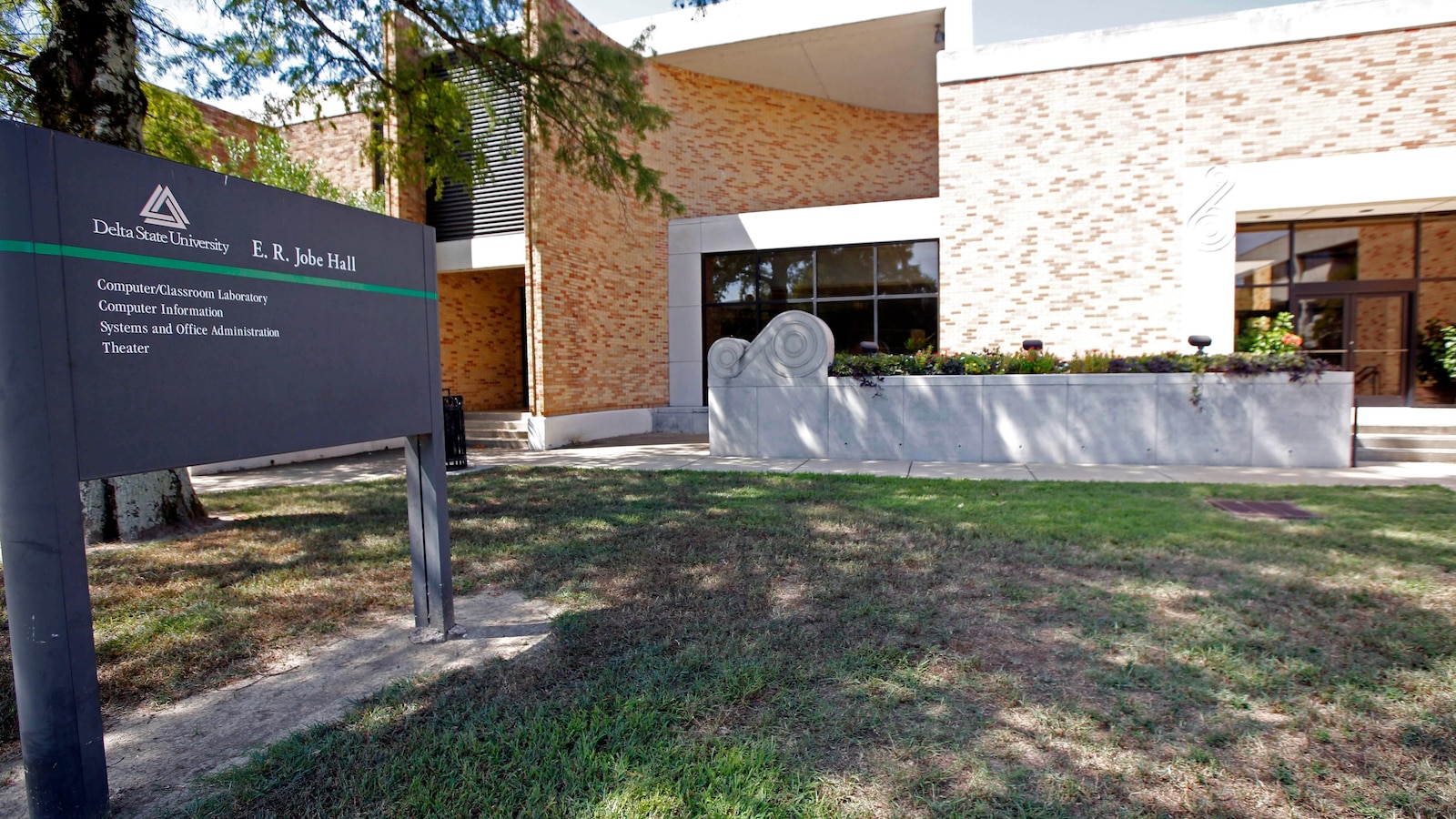 A Black student was found hanging from a tree. Police say no sign of foul play