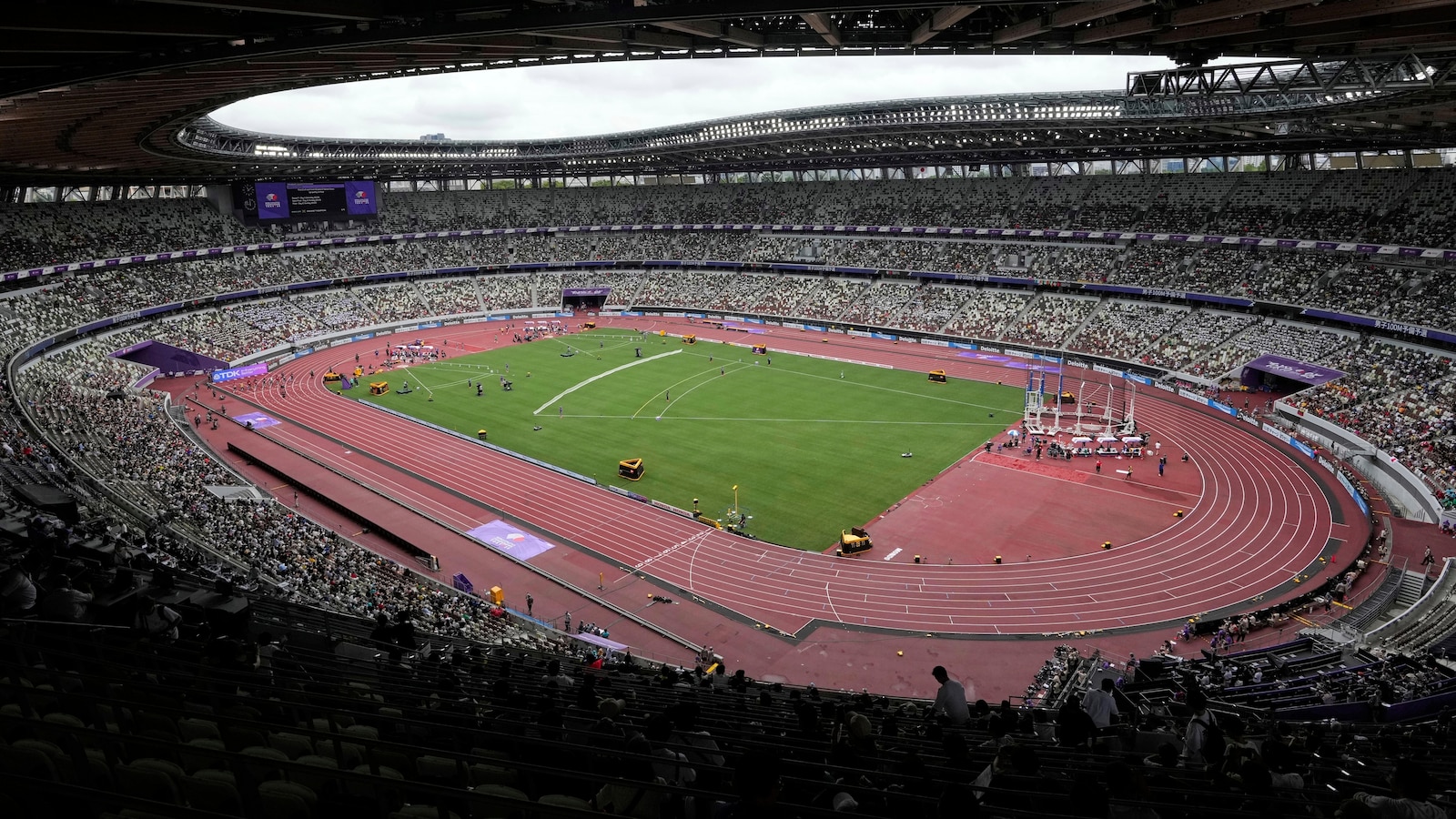Gender testing returns to track, stirring up harsh memories and doubts that date to the 1980s