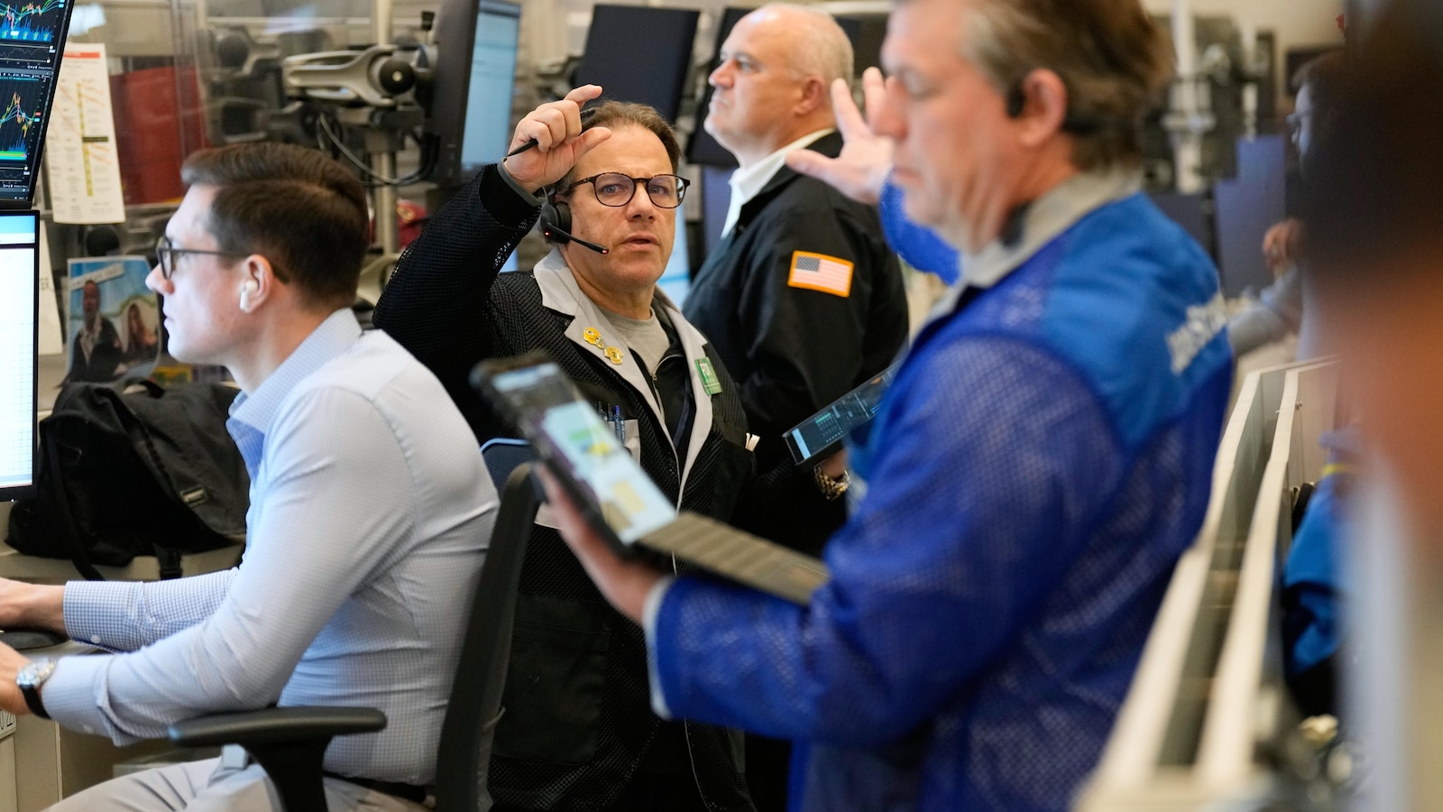 Stocks slip on Wall Street as 2025 winds down