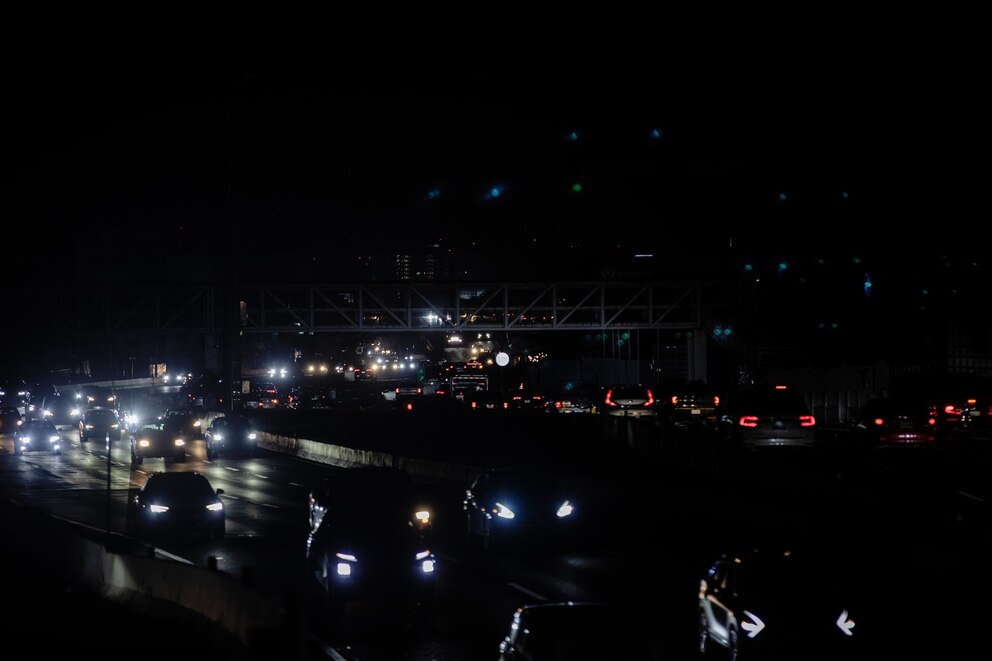 PHOTO: Blackout Plunges Puerto Rico Into Darkness Across The Island
