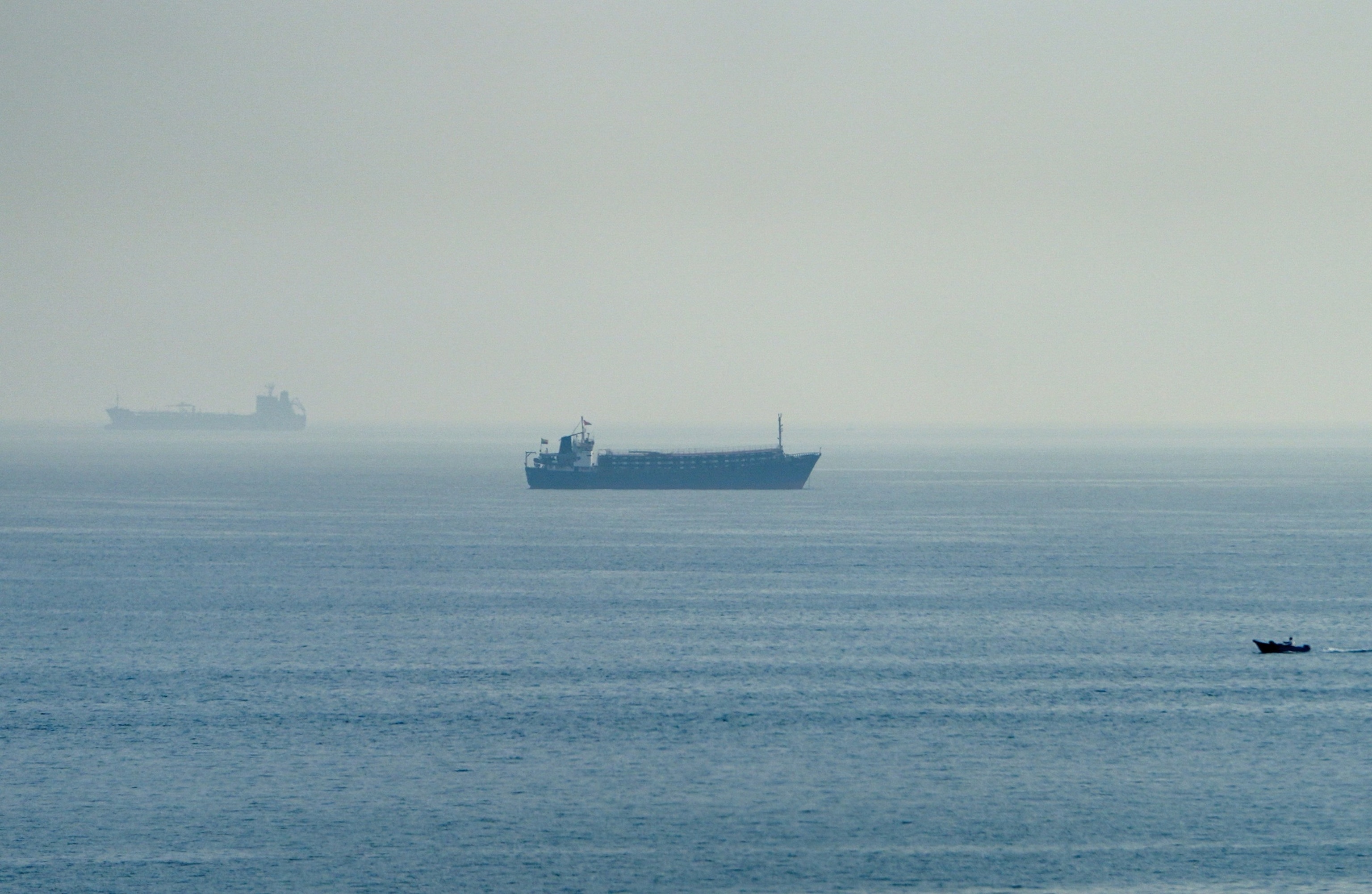 Iran live updates: Trump says deal imminent, Iran-Oman Strait of Hormuz talks ongoing