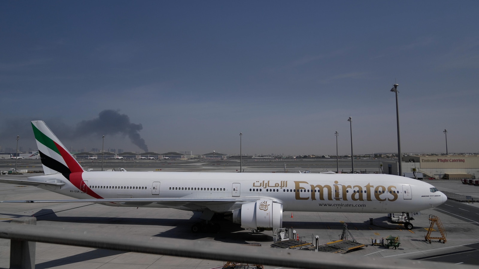 يدفع بعض المسافرين الذين تقطعت بهم السبل في دبي ثروة مقابل رحلات طيران خاصة