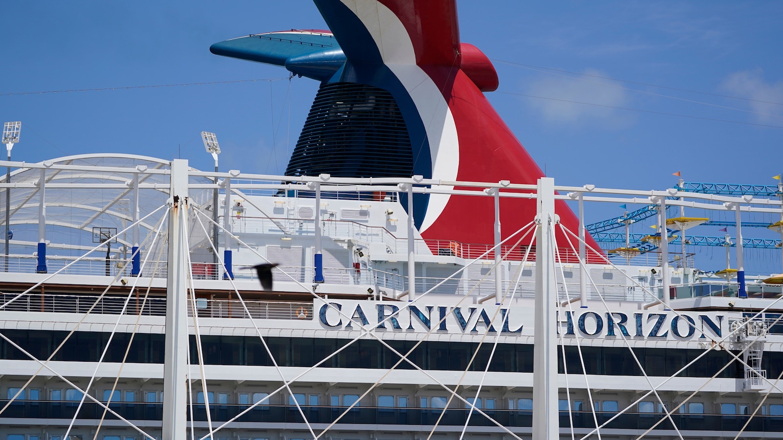  Teen charged with killing stepsister on Carnival Cruise could be jailed until trial