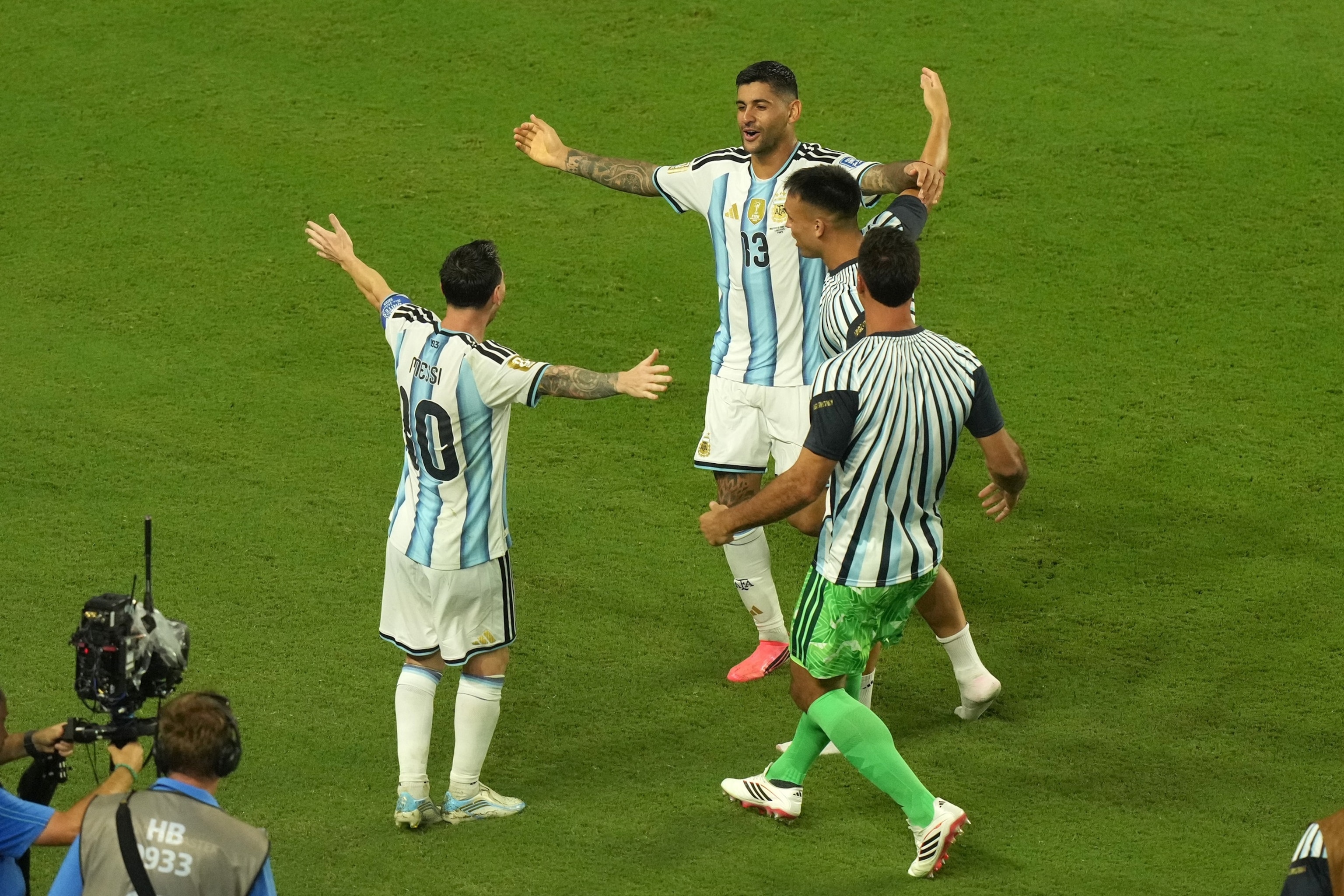 Argentina vence por poco a Cabo Verde en histórico partido de la Copa del Mundo