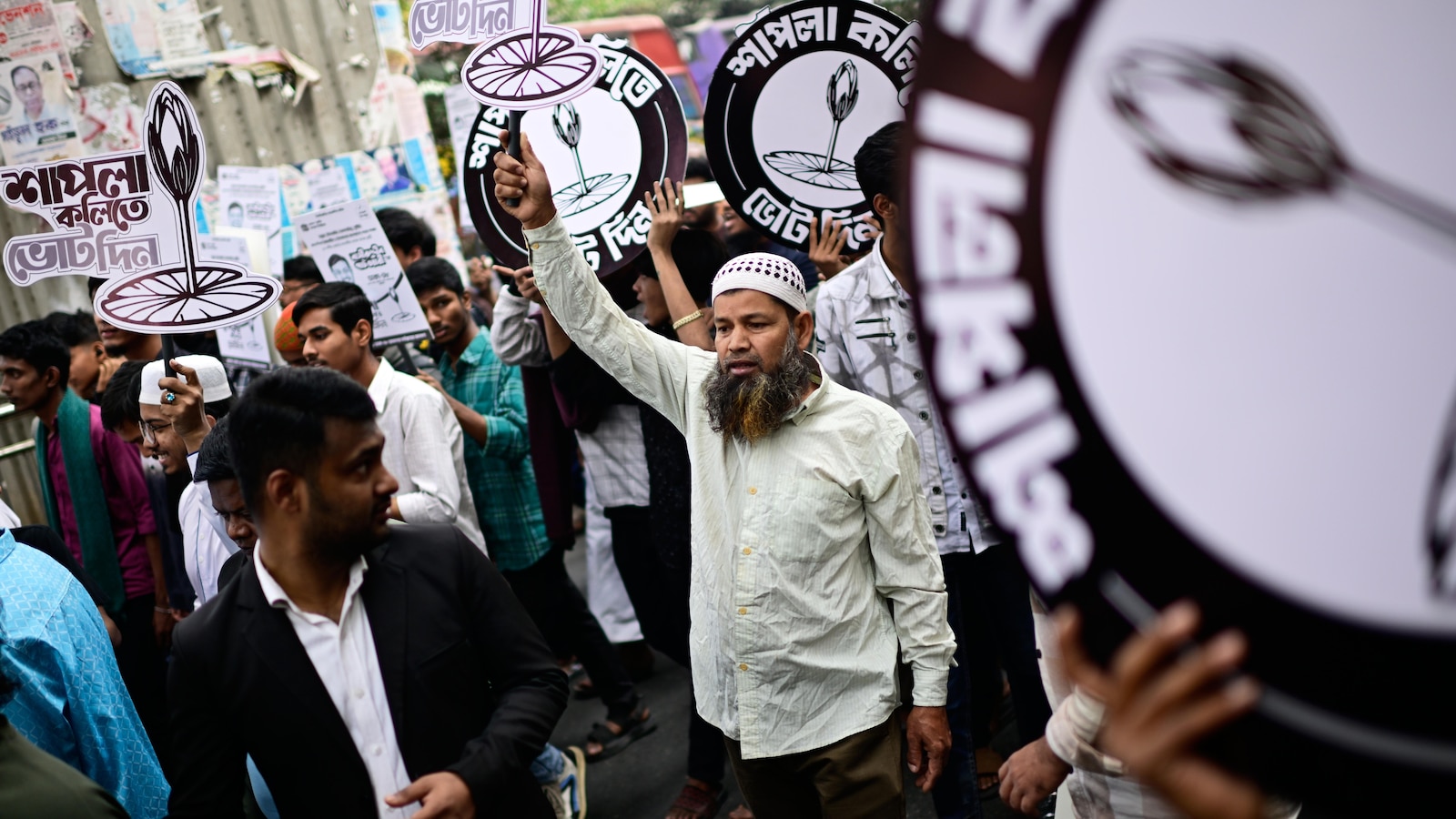 Започва кампанията за изборите в Бангладеш следващия месецОт JULHAS ALAM