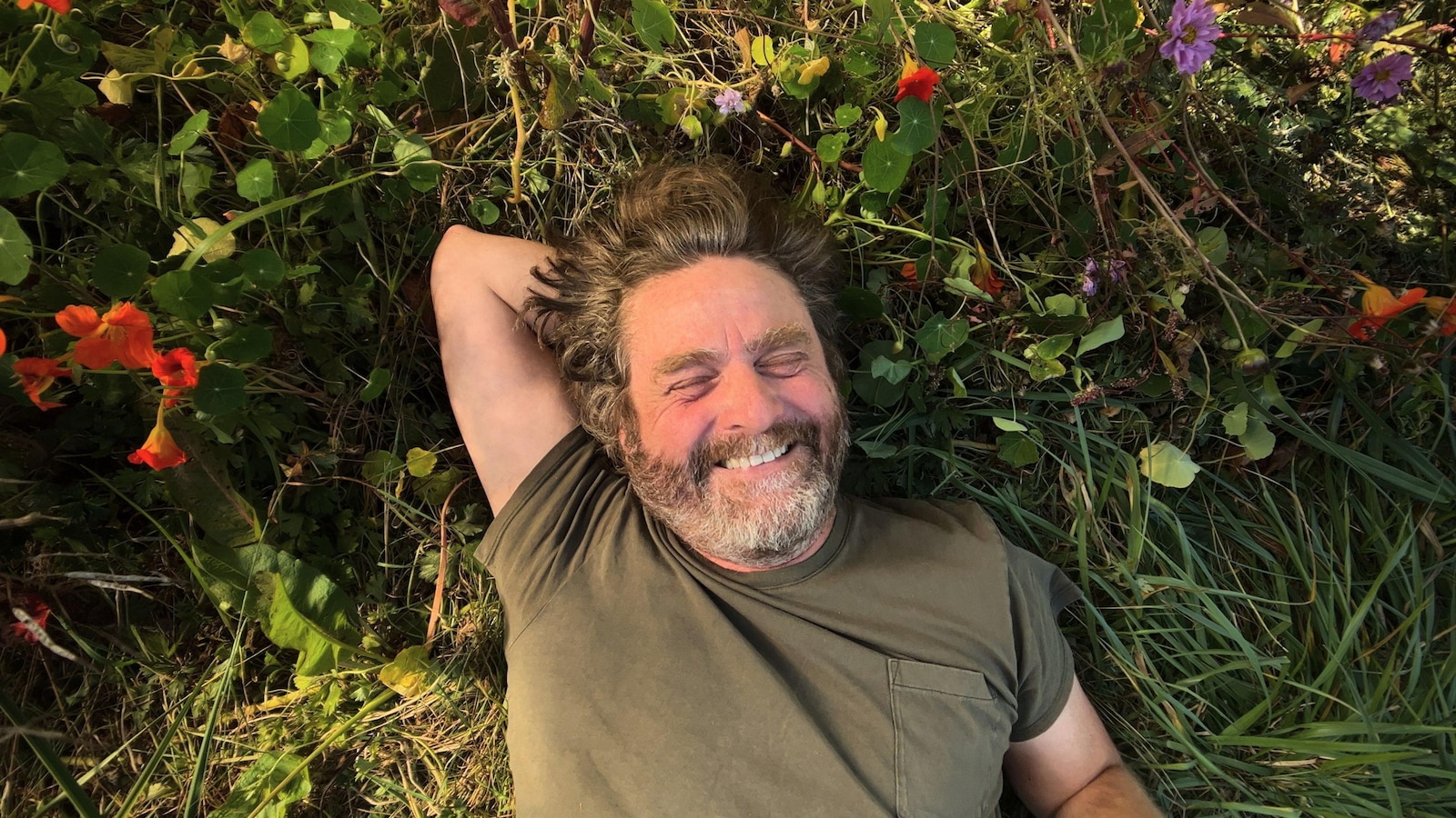Zach Galifianakis brings humor to gardening in Netflix series premiering on Earth Day