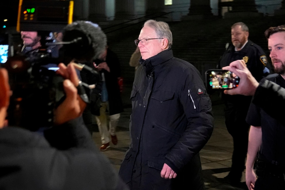 PHOTO: Wayne LaPierre, CEO of the National Rifle Association, leaves New York State Supreme Court, Feb. 23, 2024, in New York.
