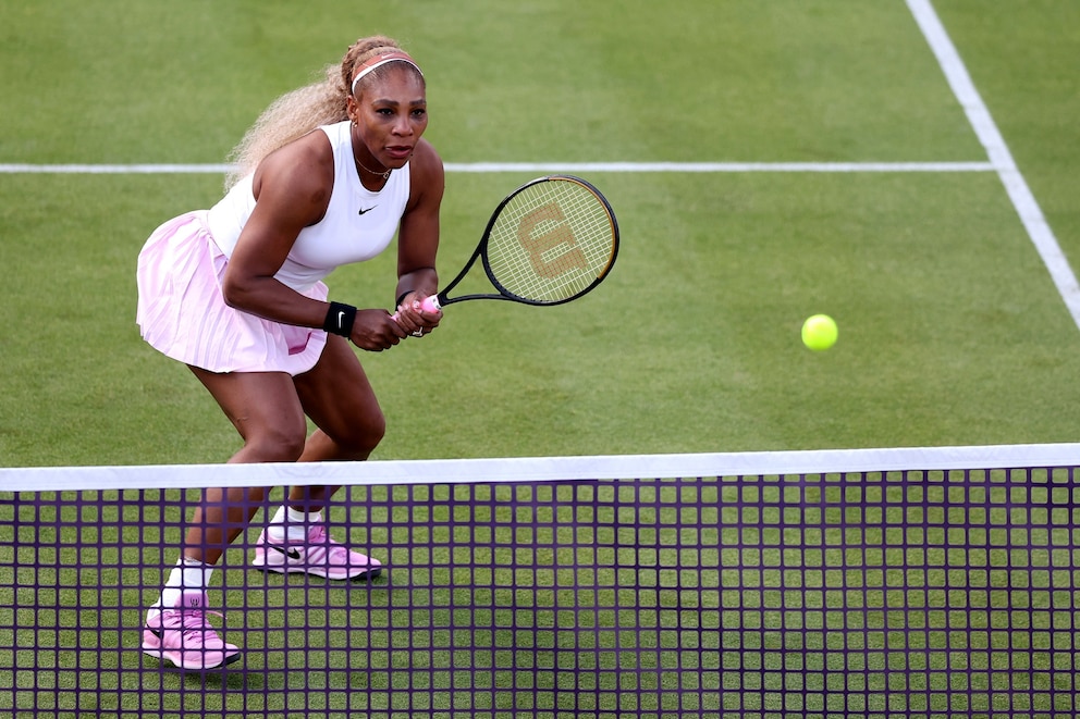 PHOTO: Serena Williams watches the ball during the Women's Doubles first round match on Day Two of the HSBC Championships at The Queen's Club, June 9, 2026, in London.