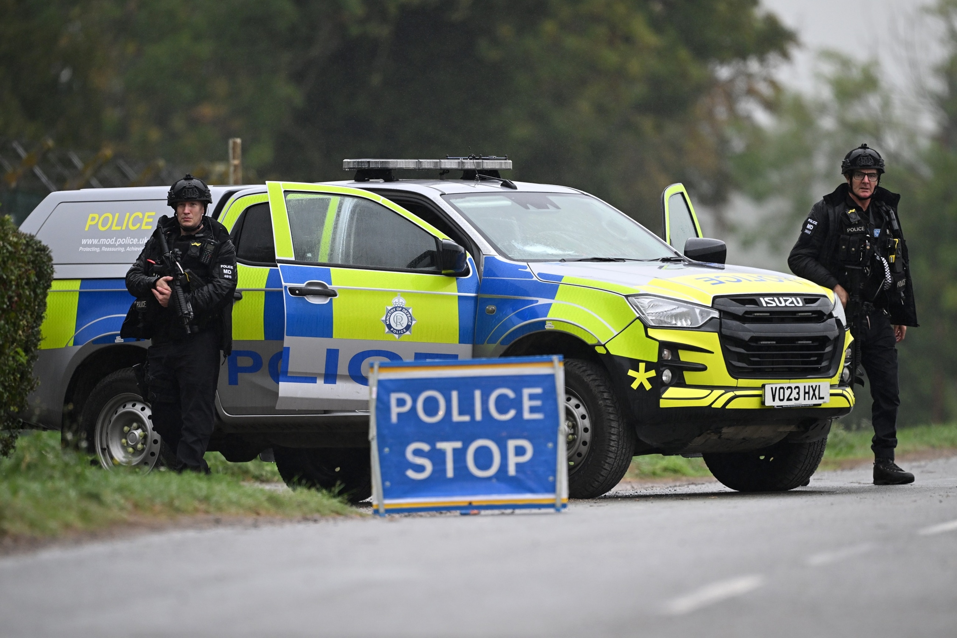 PHOTO: Major Incident Declared Following Evacuation And Arrests Near RAF Fairford