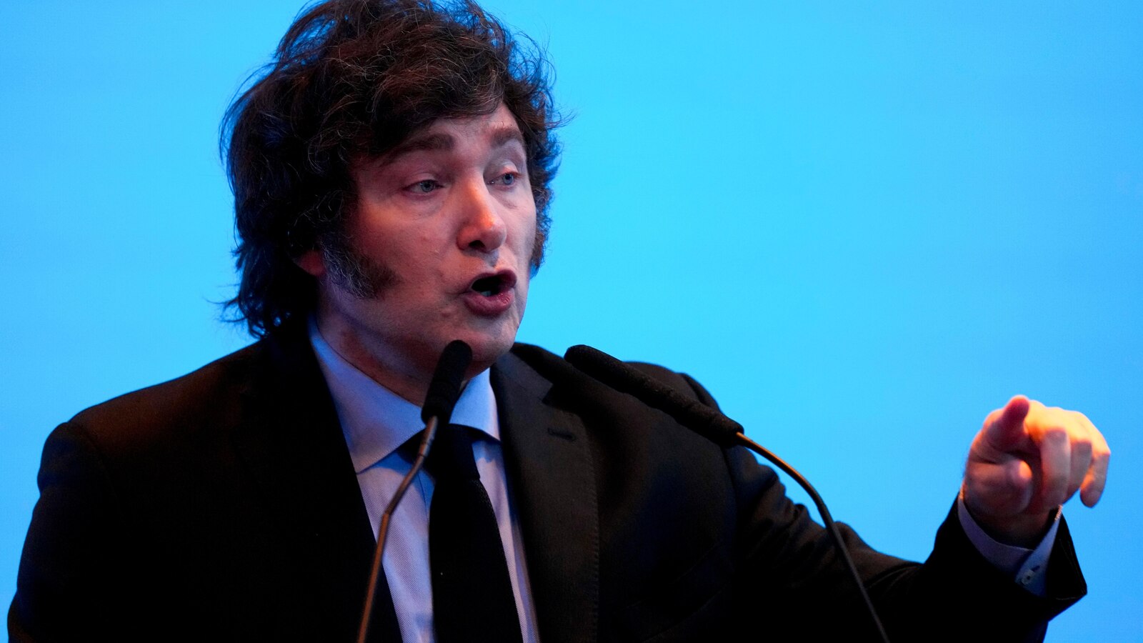 Milei, the president of cash-strapped Argentina, starts another US tour and plans to meet Elon Musk