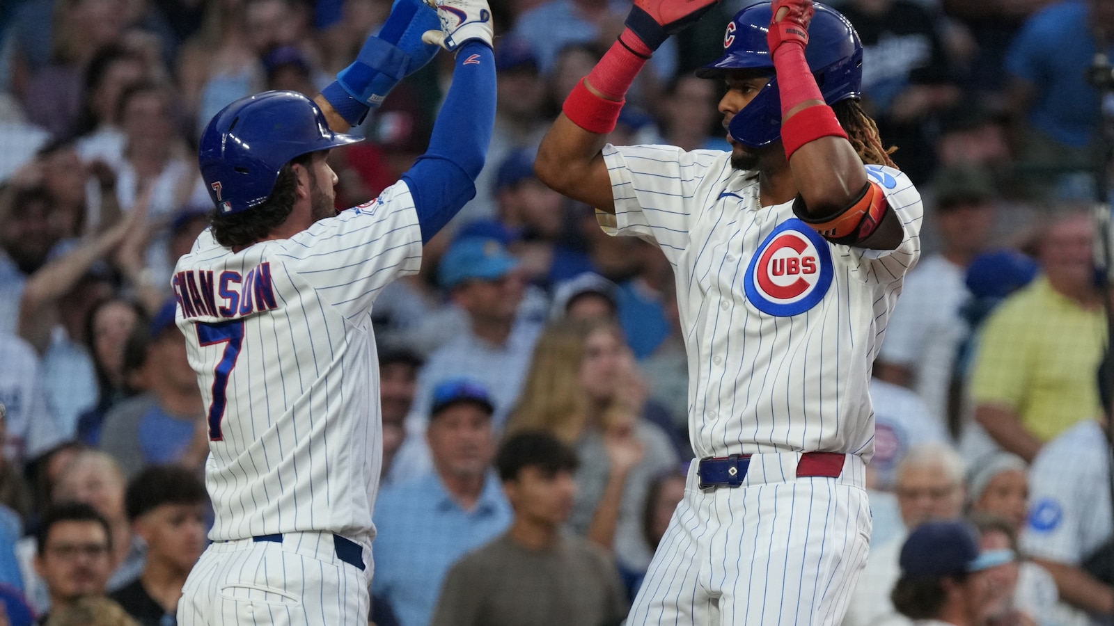 Cubs Power Past Dodgers 10-5 as Suzuki, Kelly, Alcántara Homer