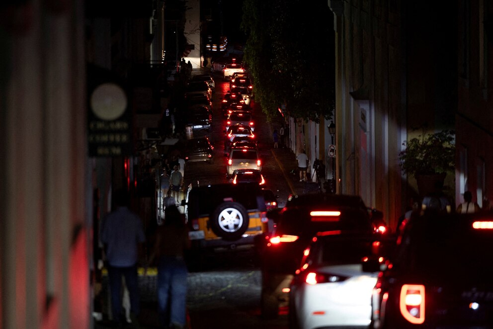 PHOTO: FILE PHOTO: Puerto Rico hit with a massive power outage